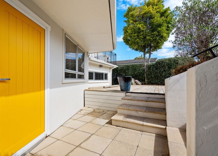  at 33 Simla Terrace, Hospital Hill, Napier, Hawke's Bay