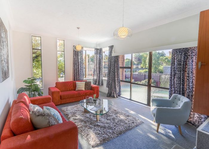  at 92 Clyde Road, Ilam, Christchurch