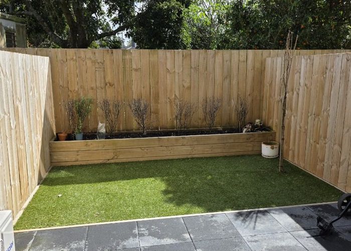  at 9/43 Yeovil Road, Te Atatu Peninsula, Waitakere City, Auckland