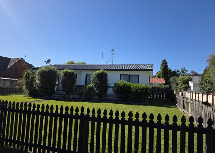  at 32A Aquarius Drive , Kawaha Point, Rotorua, Bay Of Plenty