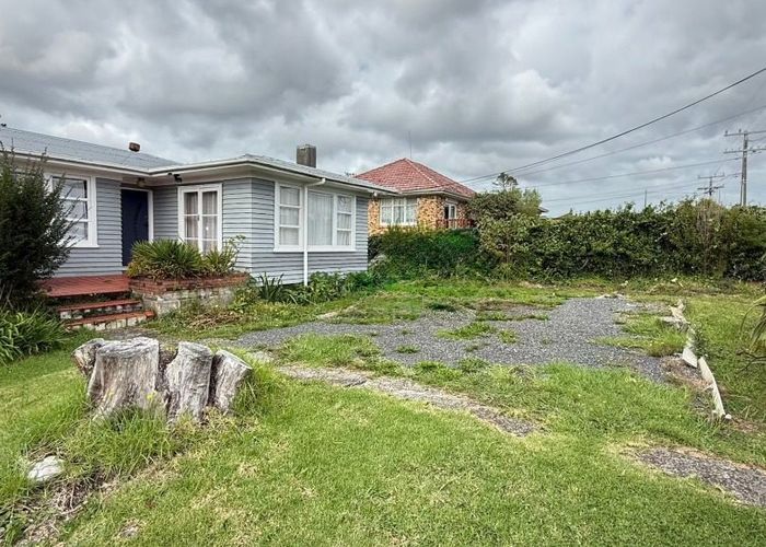  at 52 Seymour Road, Sunnyvale, Waitakere City, Auckland