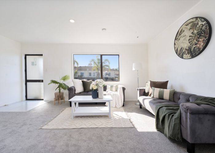  at 1/26 Karepo Crescent, Ranui, Auckland
