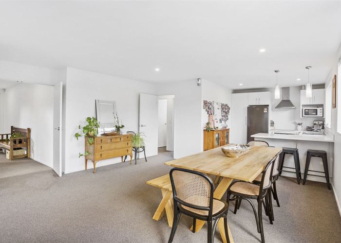  at 28 Kotuku Street, Te Atatū Peninsula, Auckland
