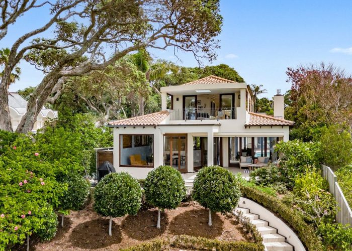  at 13 Clifton Road, Hauraki, Takapuna, North Shore City, Auckland