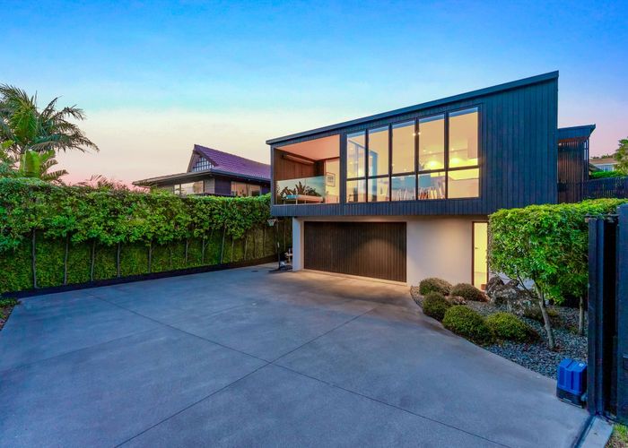  at 4 Gulf View Road, Murrays Bay, Auckland
