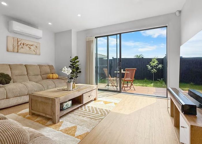  at 8 Nedlands Place, Burswood, Manukau City, Auckland