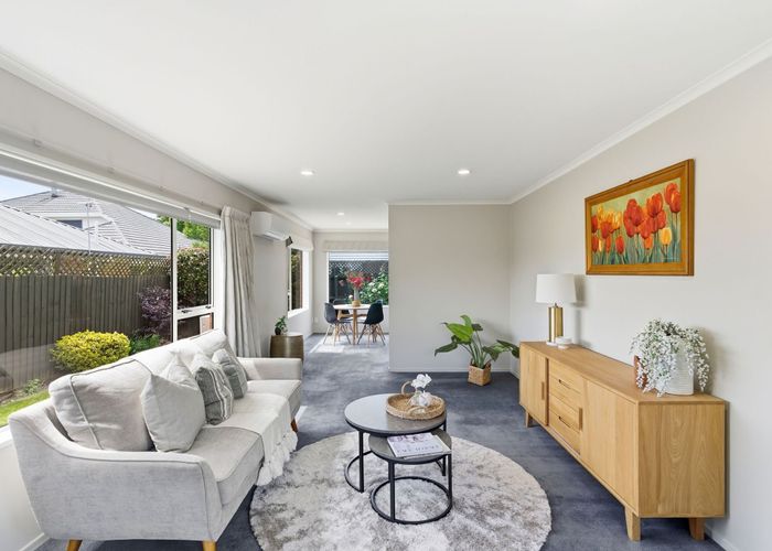  at 2/60 Lancewood Drive, Halswell, Christchurch City, Canterbury