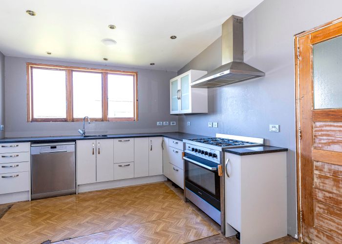  at 15 Harrison Road, Winchester