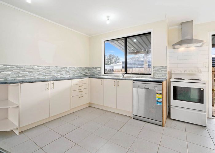  at 125 Bruce McLaren Road, Henderson, Auckland