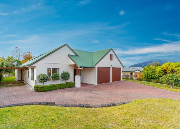  at 11 Robinson Terrace, Rangatira Park, Taupo