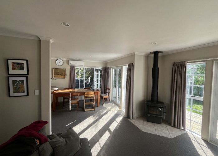  at 8A Hinton Road, Taradale, Napier