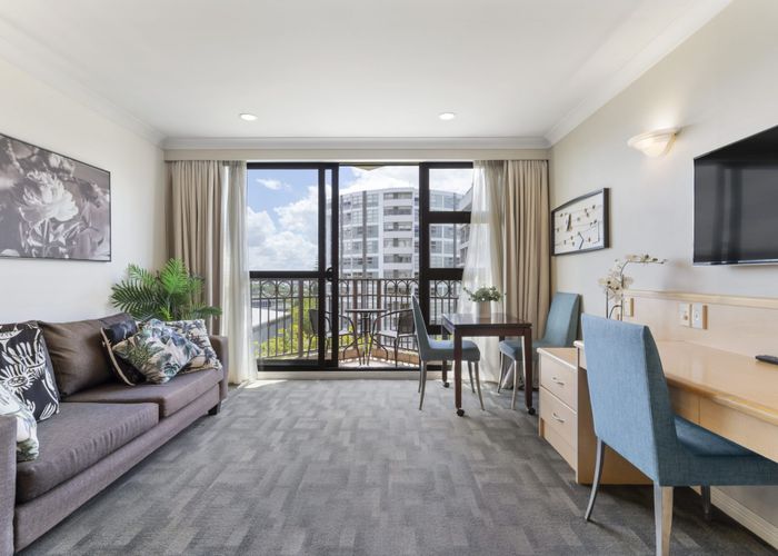  at 6E/100 Greys Avenue, City Centre, Auckland City, Auckland