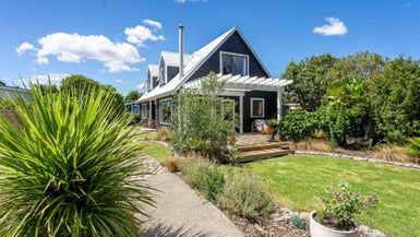  at 16 Ngapaki Street, Waikanae Beach, Waikanae