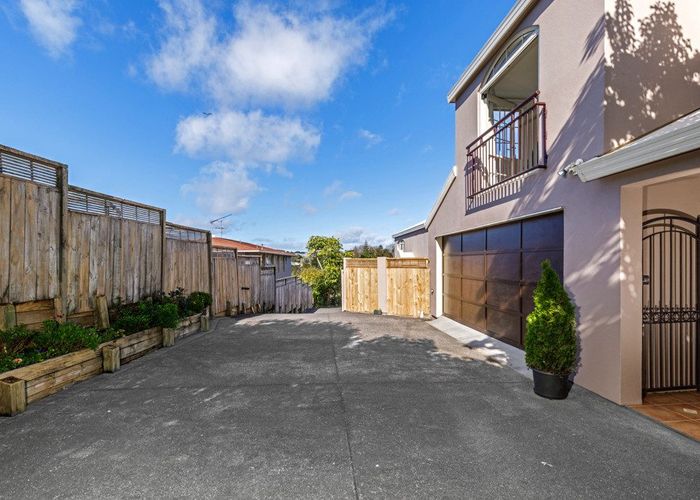 at 3/24 Wernham Place, Northcote, North Shore City, Auckland