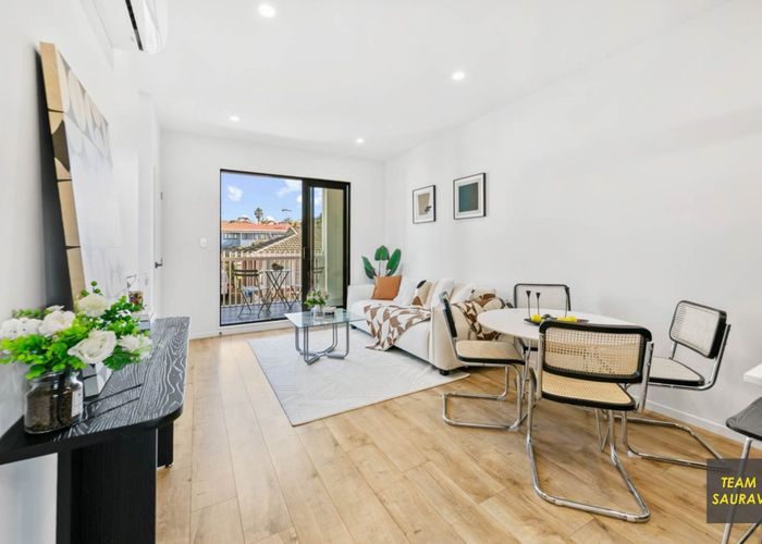  at Lot 3/220 Pakuranga Road, Pakuranga Heights, Manukau City, Auckland