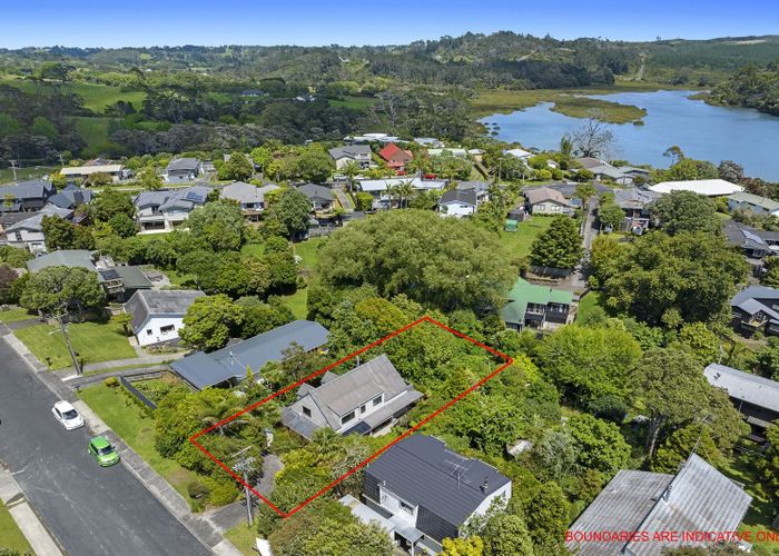  at 13 Gails Drive, Albany