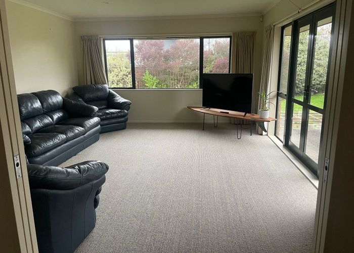  at 7 Ron Place, Fitzherbert, Palmerston North, Manawatu / Whanganui