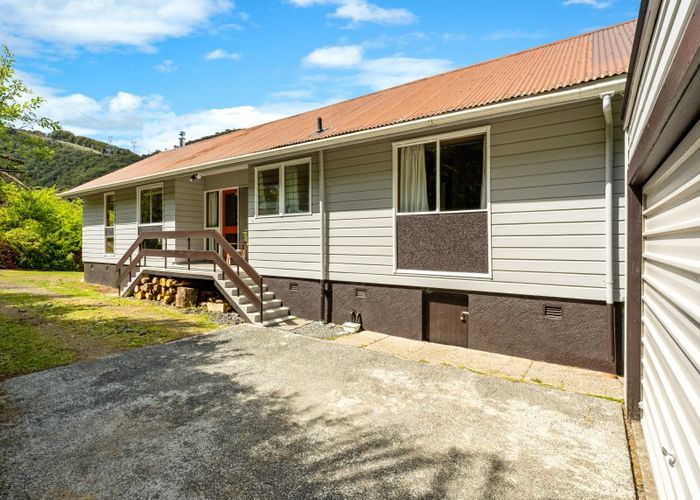  at 41 Village Loop Road, Waipori Falls, Outram
