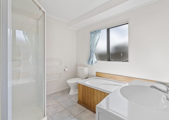  at 80 Leighton Avenue, Waiwhetu, Lower Hutt