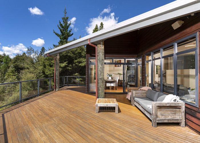 For sale 91 Paremoremo Road, Albany, North Shore City, Auckland