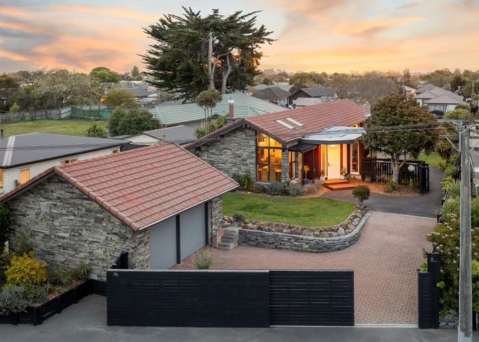  at 196 Keyes Road, New Brighton, Christchurch