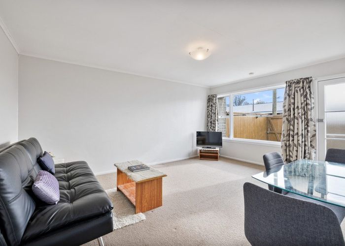  at 4/9 Curletts Road, Sockburn, Christchurch
