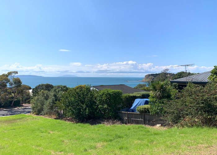  at 113 Pacific Parade, Army Bay, Whangaparaoa
