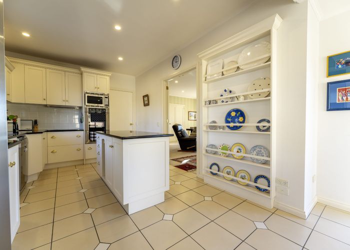  at 351 Gleniti Road, Hadlow