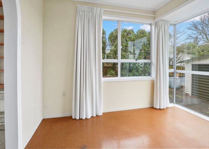  at 12 Maple Avenue, Dinsdale, Hamilton