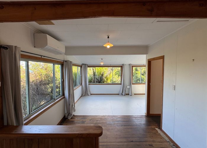  at 14 Glen Brook Rd, Omiha, Waiheke Island, Auckland