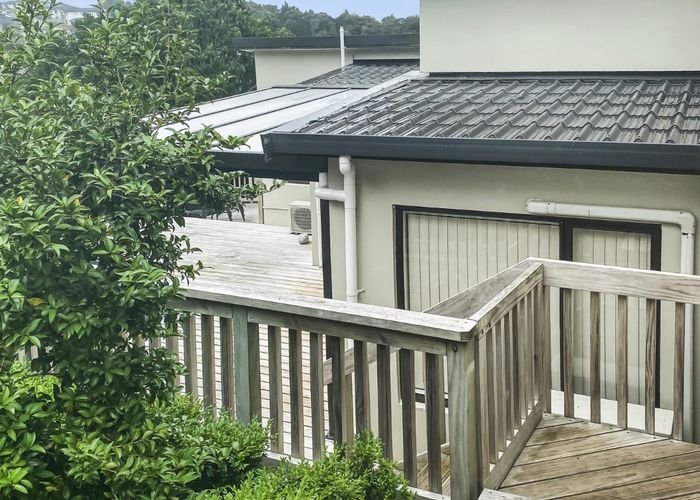 at 3 Finsbury Place, Henderson, Waitakere City, Auckland