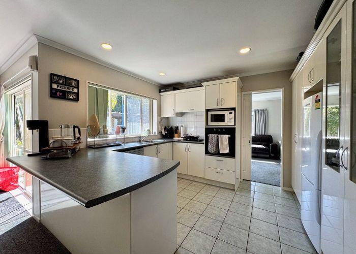  at 12 Mellefont Close, Dannemora, Manukau City, Auckland