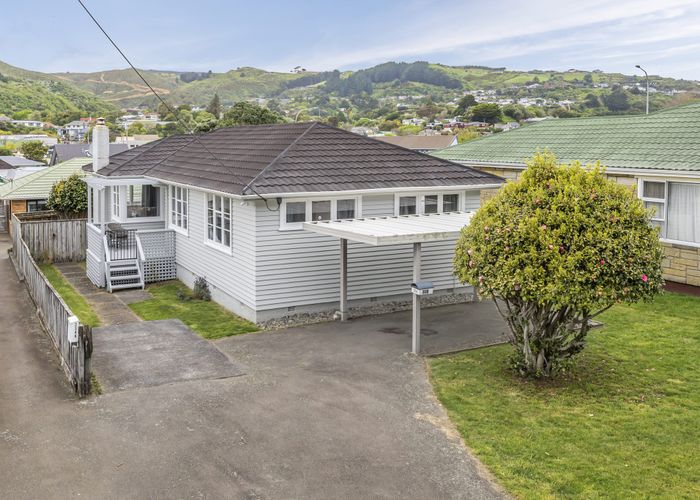  at 334 Main Road, Tawa, Wellington, Wellington