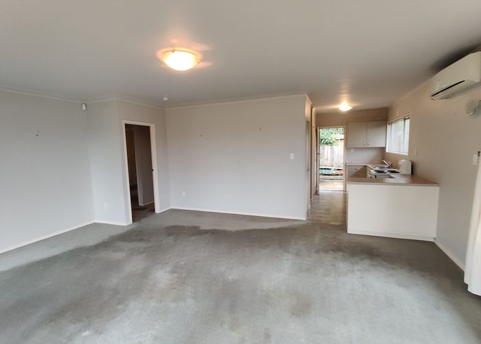  at 2/19A Verran Road, Birkenhead, North Shore City, Auckland