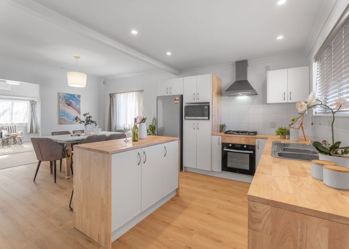  at 44 Rimu Street, New Lynn, Auckland