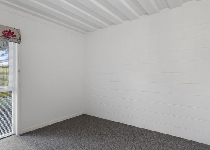  at 2/25 Winchester Street, Merivale, Christchurch City, Canterbury