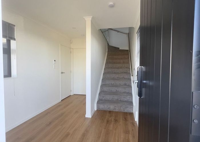  at 84 Joseph Street, Flat Bush, Manukau City, Auckland