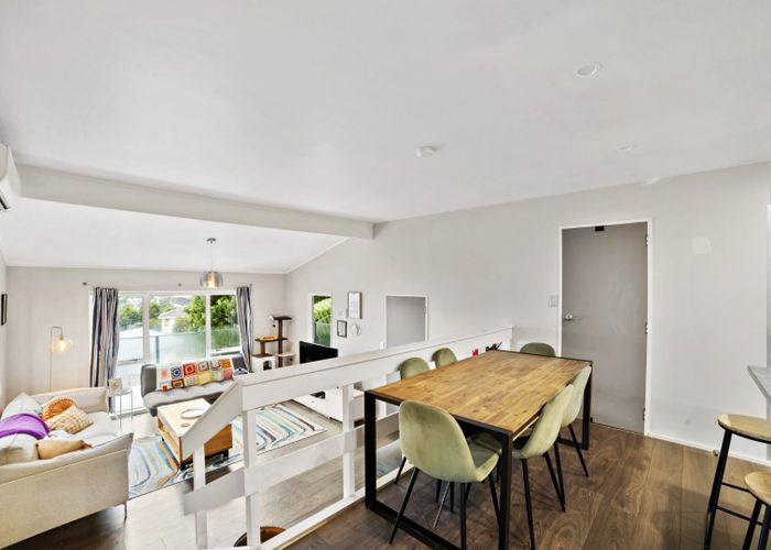  at 6 Swadel Way, Karori, Wellington