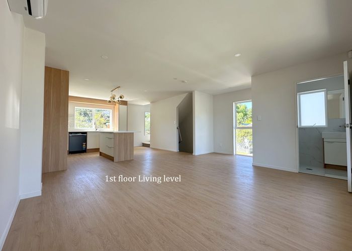  at 15A Blenheim Street, Glenfield, North Shore City, Auckland