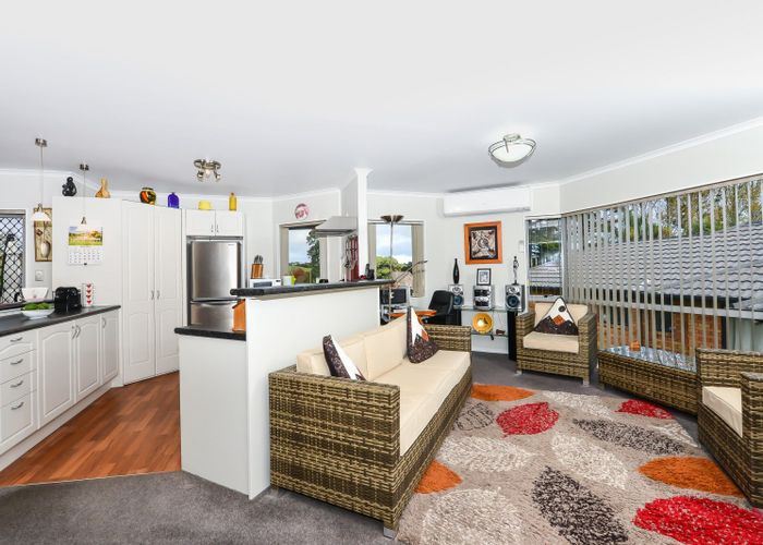  at 22 Palm Grove Drive, Western Heights, Hamilton