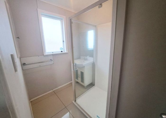  at 35 Claymore Street, Manurewa, Manukau City, Auckland