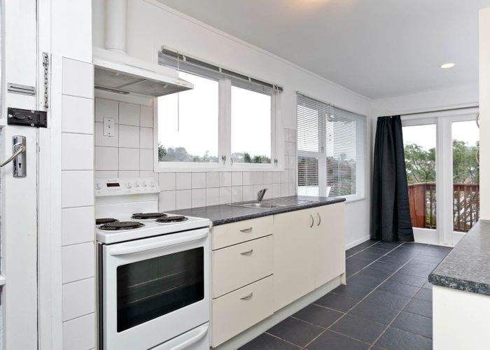  at 73 Rosier Road, Glen Eden, Waitakere City, Auckland