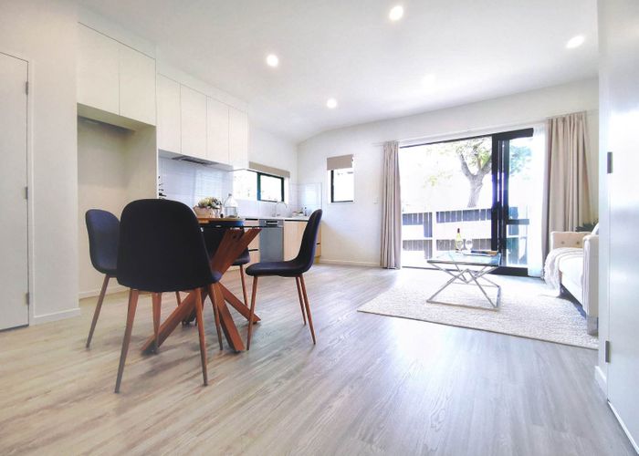  at 4/9 Peace Avenue, Mount Wellington, Auckland City, Auckland