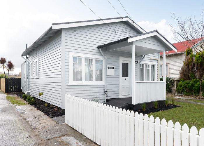  at 55 Cook Street, Hamilton East, Hamilton