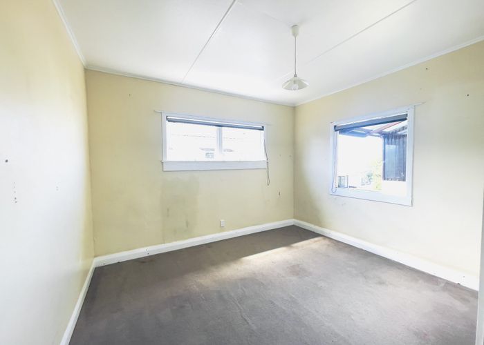  at 1/12 Tahi Terrace, Glen Eden, Waitakere City, Auckland