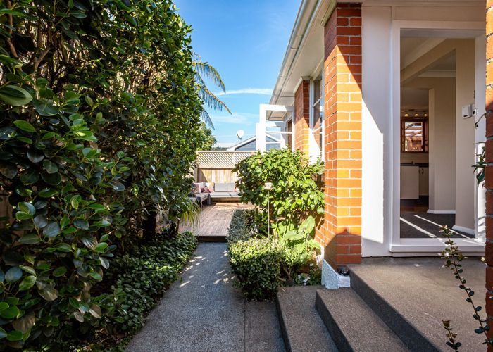  at 256 Oxford Terrace, Avalon, Lower Hutt, Wellington