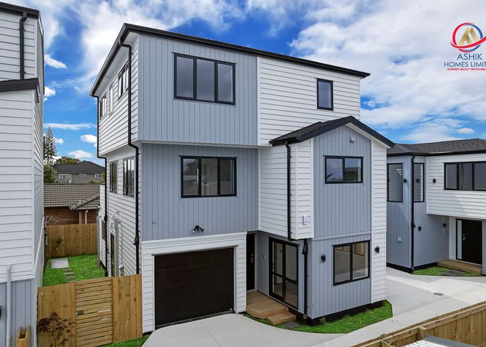  at Mangere East, Manukau City, Auckland