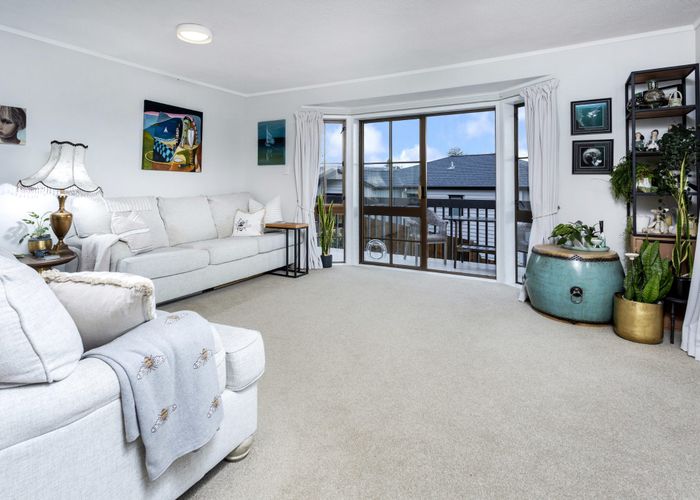  at 5b Serrata Place, Browns Bay, North Shore City, Auckland