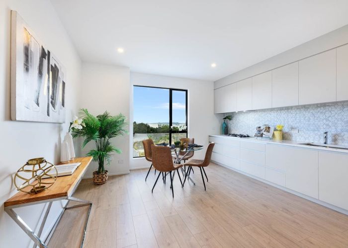  at 10/52B Rosedale Road, Pinehill, North Shore City, Auckland