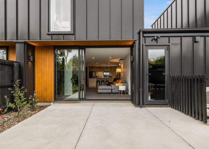  at 2/12 Hume Street, Sydenham, Christchurch City, Canterbury